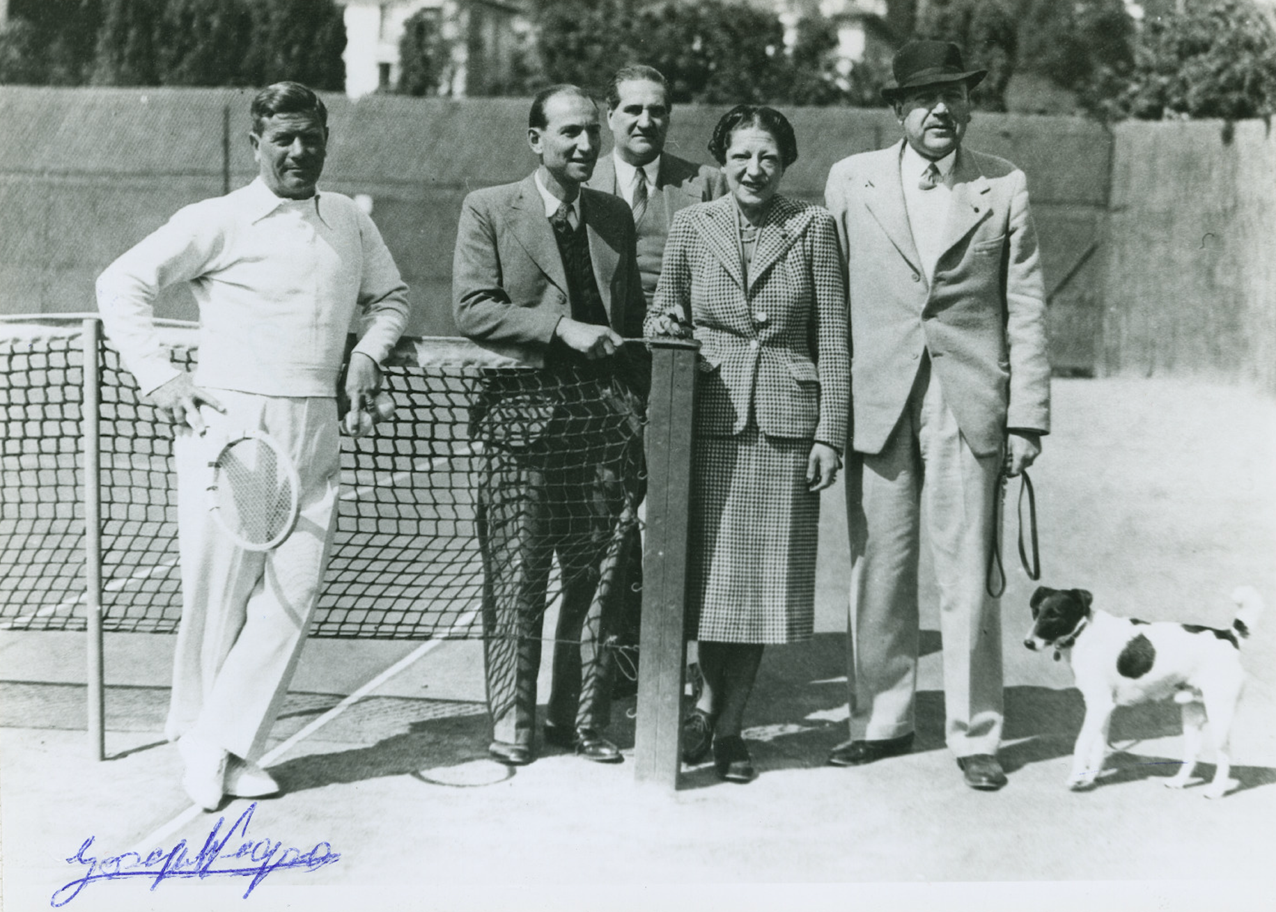 Joseph Negro (far left), René Tissot, Emmanuel Defforges, Suzanne Lenglen, Negro’s former student and among the greatest champions in tennis history, and Pierre Gillou, President of the French Tennis Federation (1930-40) and of the International Tennis Federation (1938-47). Nice, France. April 1938. Courtesy of Gérald De Feo.